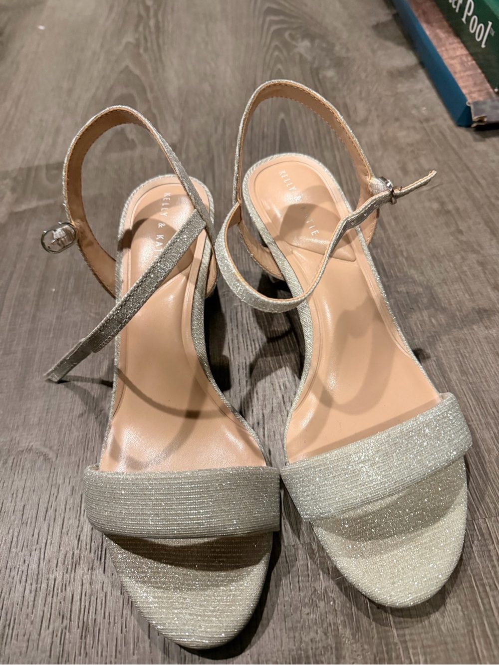 Silver glitter heals